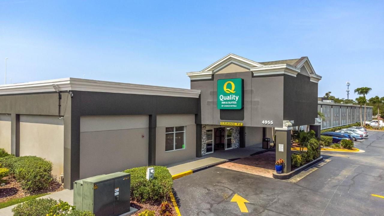 Quality Inn & Suites Near Fairgrounds & Ybor City Tampa Buitenkant foto